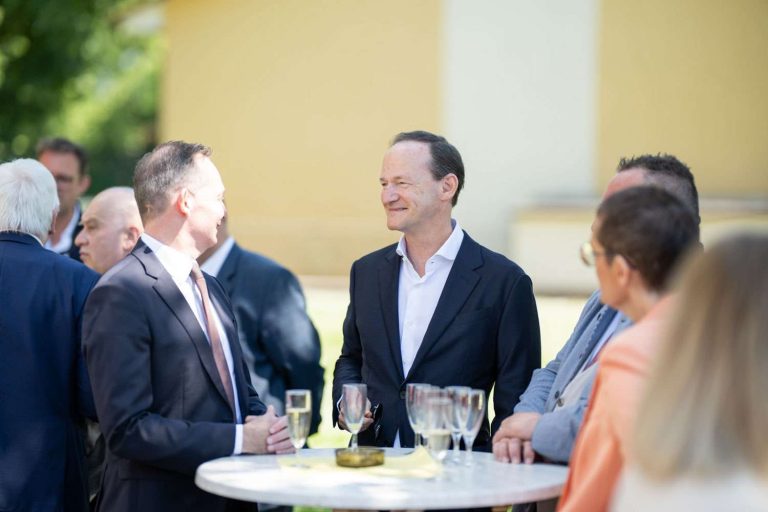 Nachlese zum FDP-Spargelessen: Am 20. Mai 2024 fand das traditionelle Spargelessen der FDP Römerberg-Dudenhofen statt. Ehrengast war Bundesverkehrsminister Volker Wissing.
